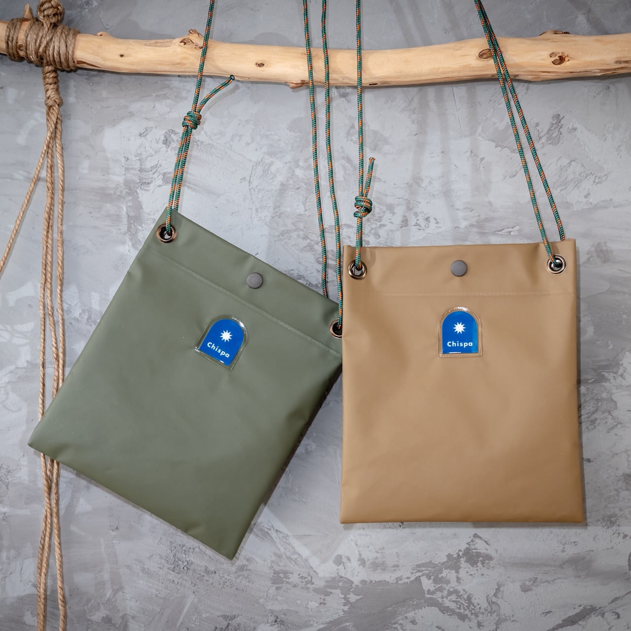 防水スマホショルダー